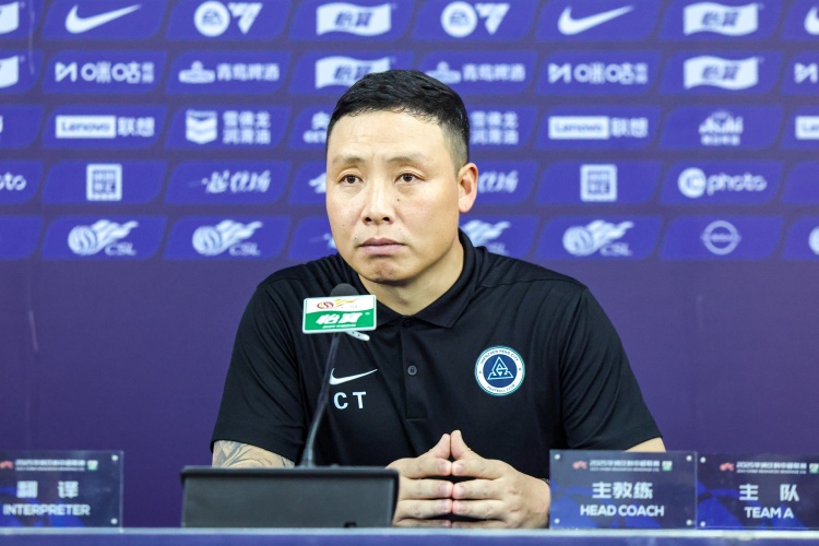 球速体育平台-足球报：土帅对阵洋帅集体失利，需要给土帅更多试错与成长空间