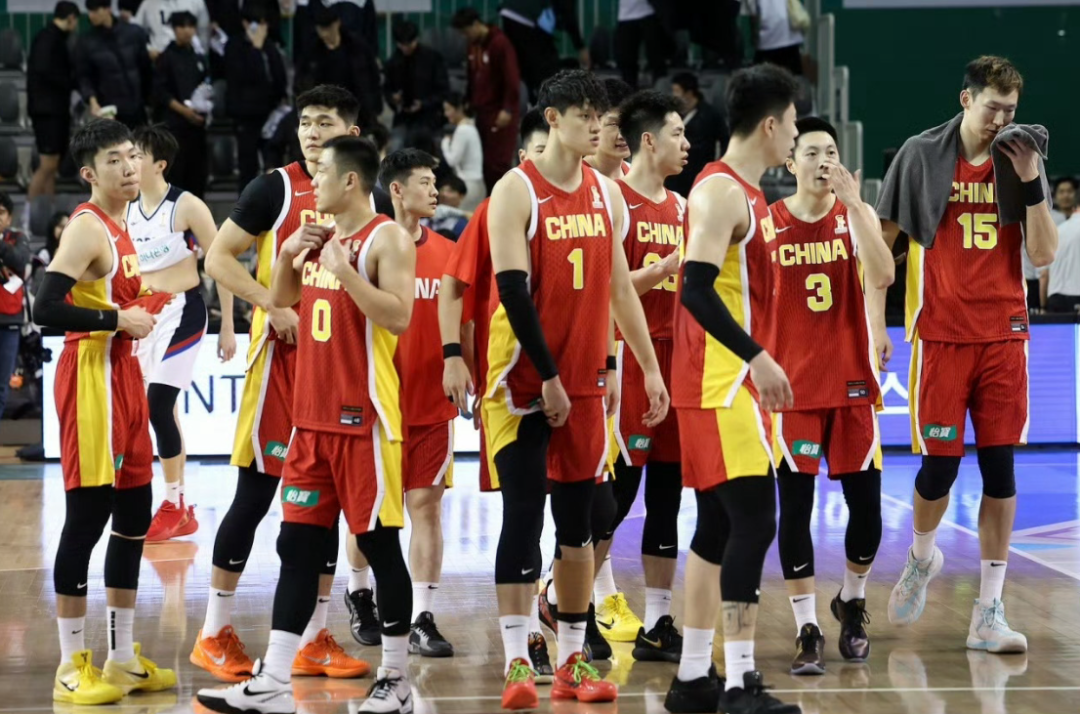 球速体育平台-中国男篮对决日本！不出意外！这9人被精简出局，收三好一坏消息